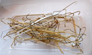 plate hangers plate hangers