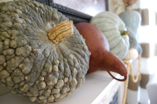 fall mantel decorating