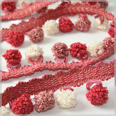 pom-fringe