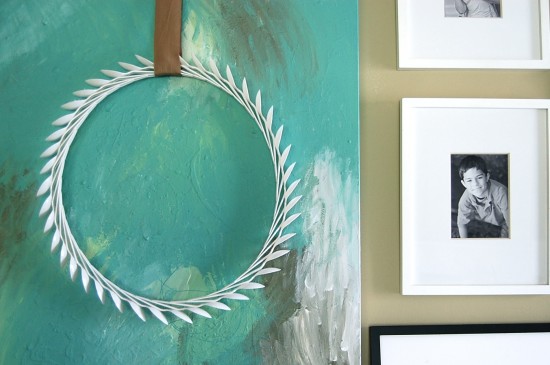 plastic spoon laurel wreath