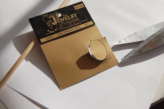 how to make a silhouette necklace