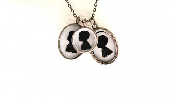 make a custom silhouette necklace pendant