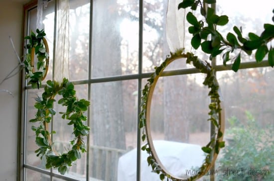 embroidery hoop wreath