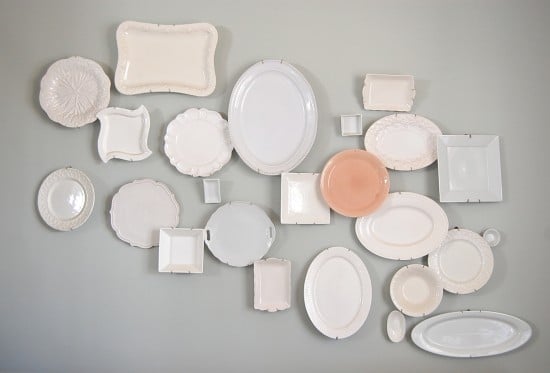 one pink plate