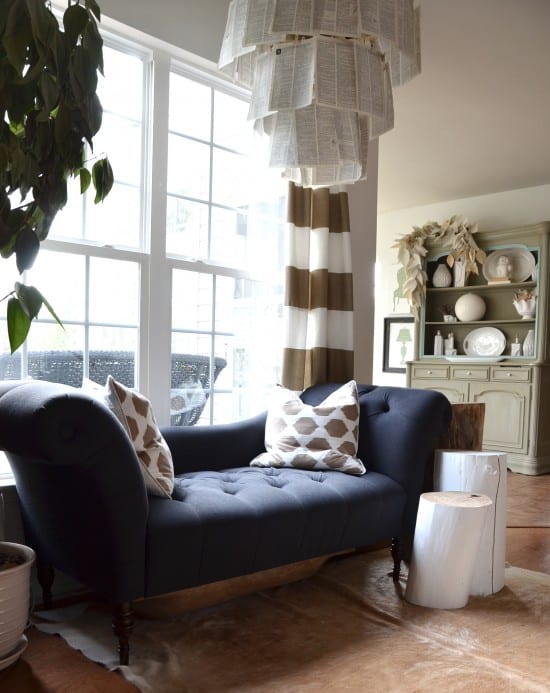 tufted bench